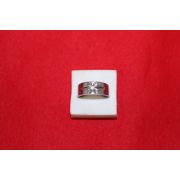 보석이 장식된 반지