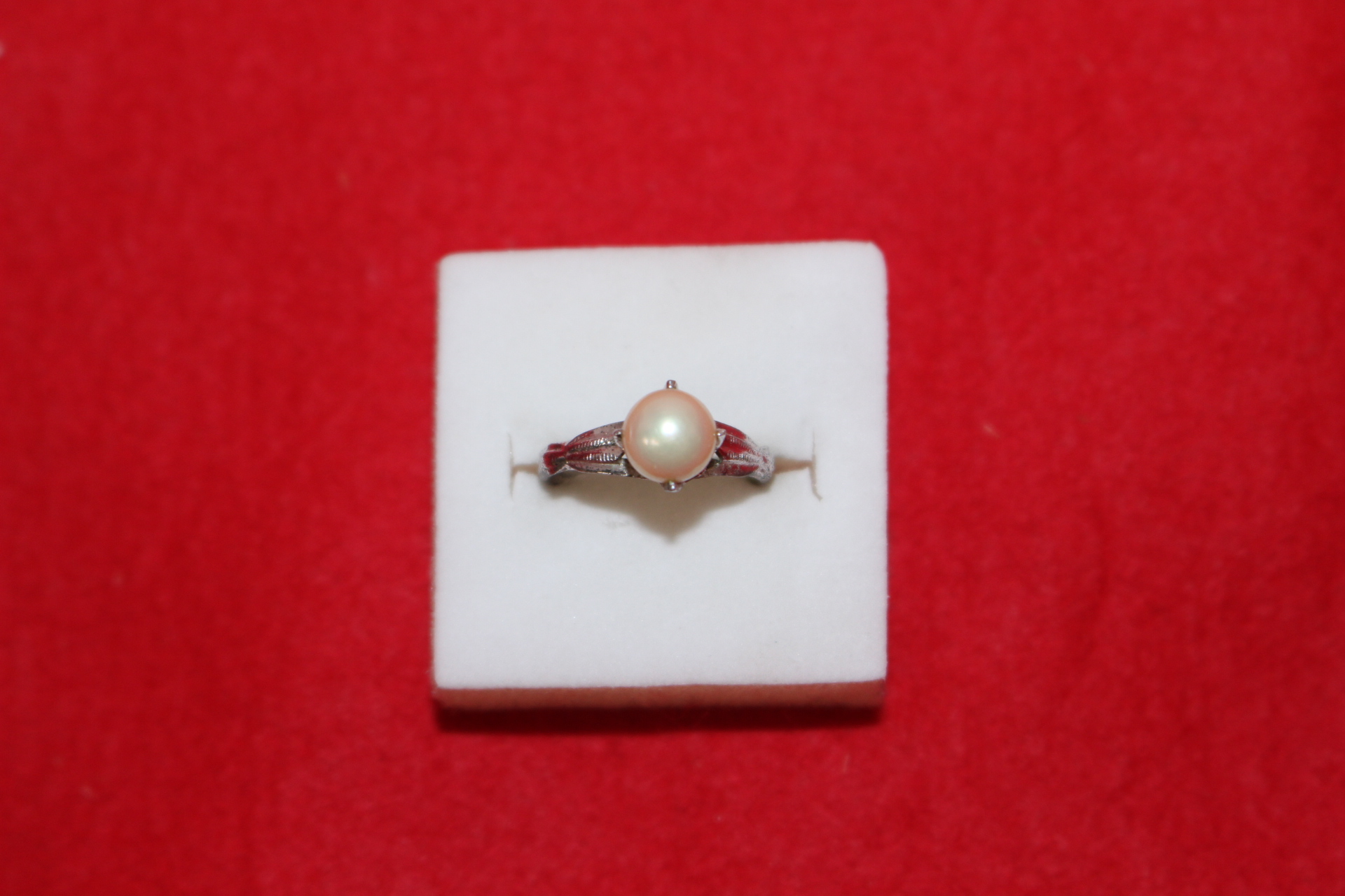 천연진주가 장식된 순은반지