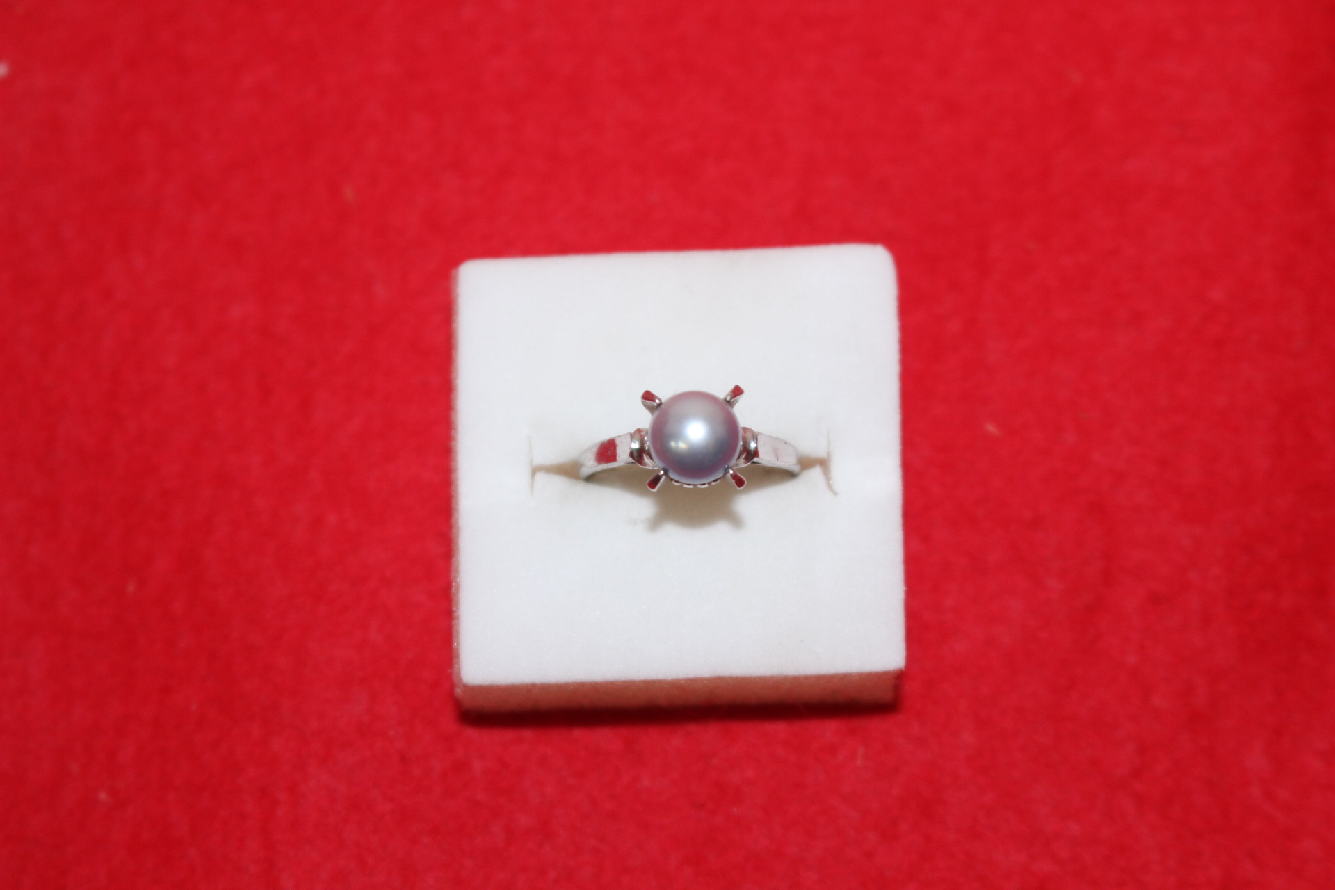 천연진주가 장식된 순은반지