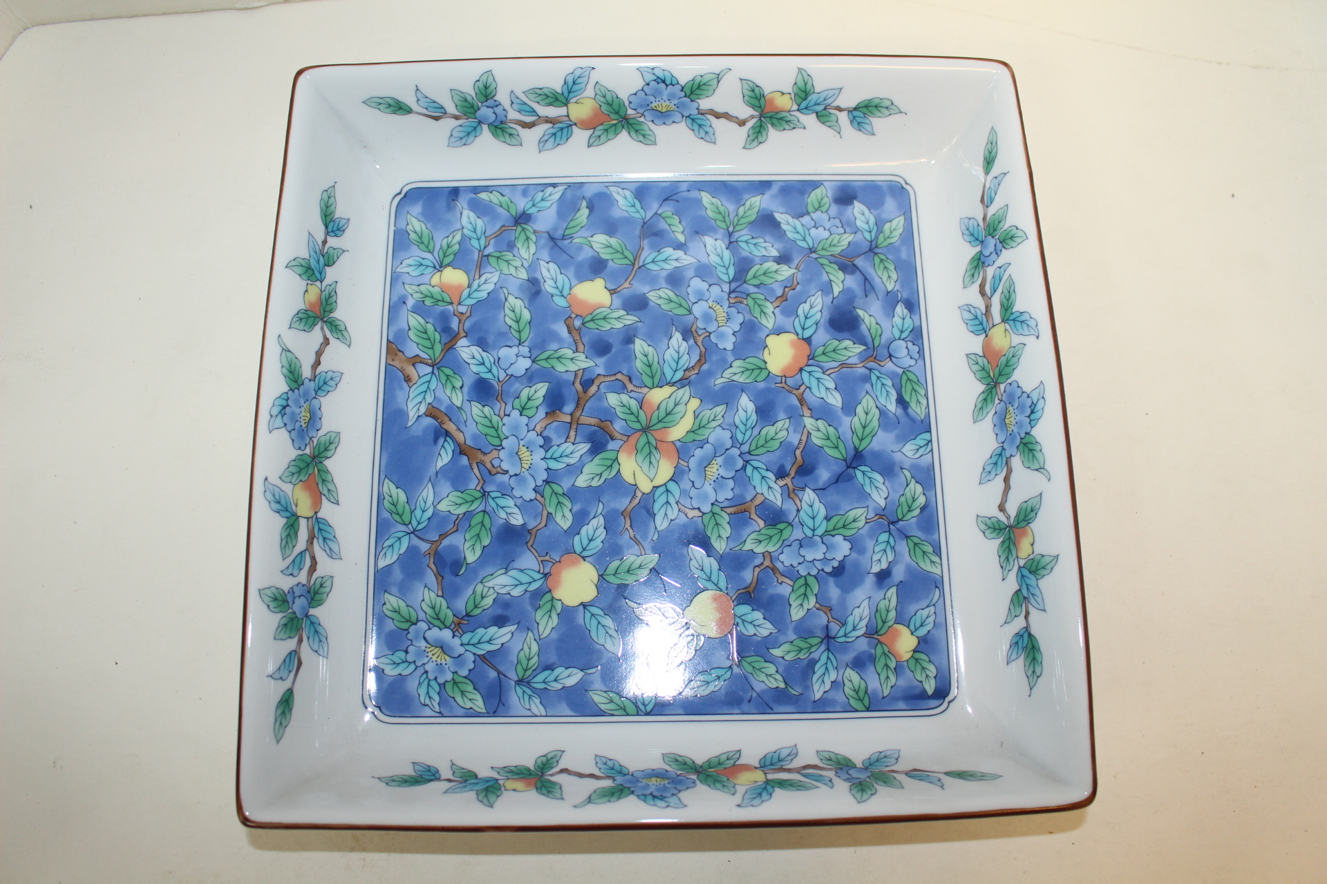 이마리 청화백자화문 사각대완