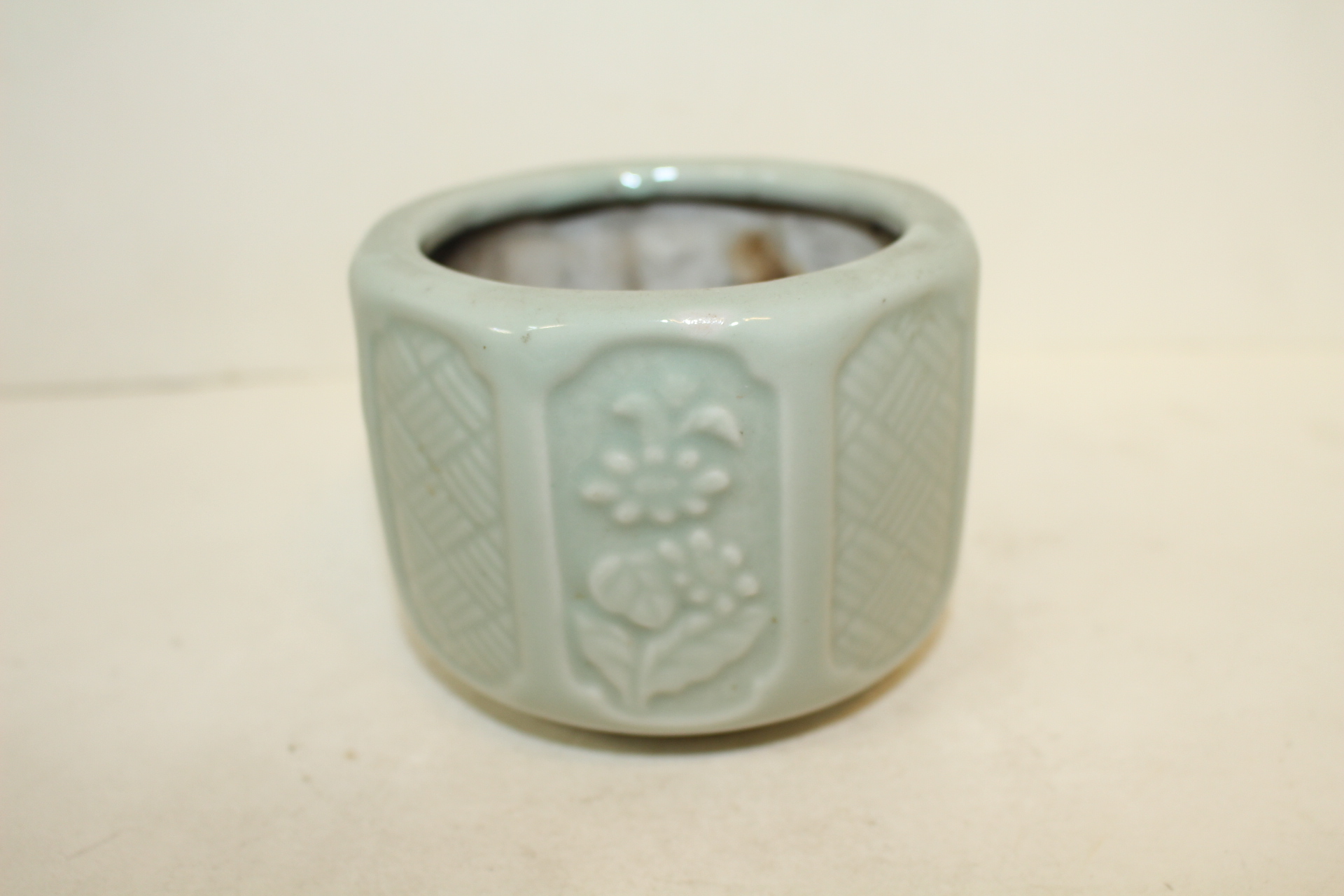 외사기 청자양각화문 향로