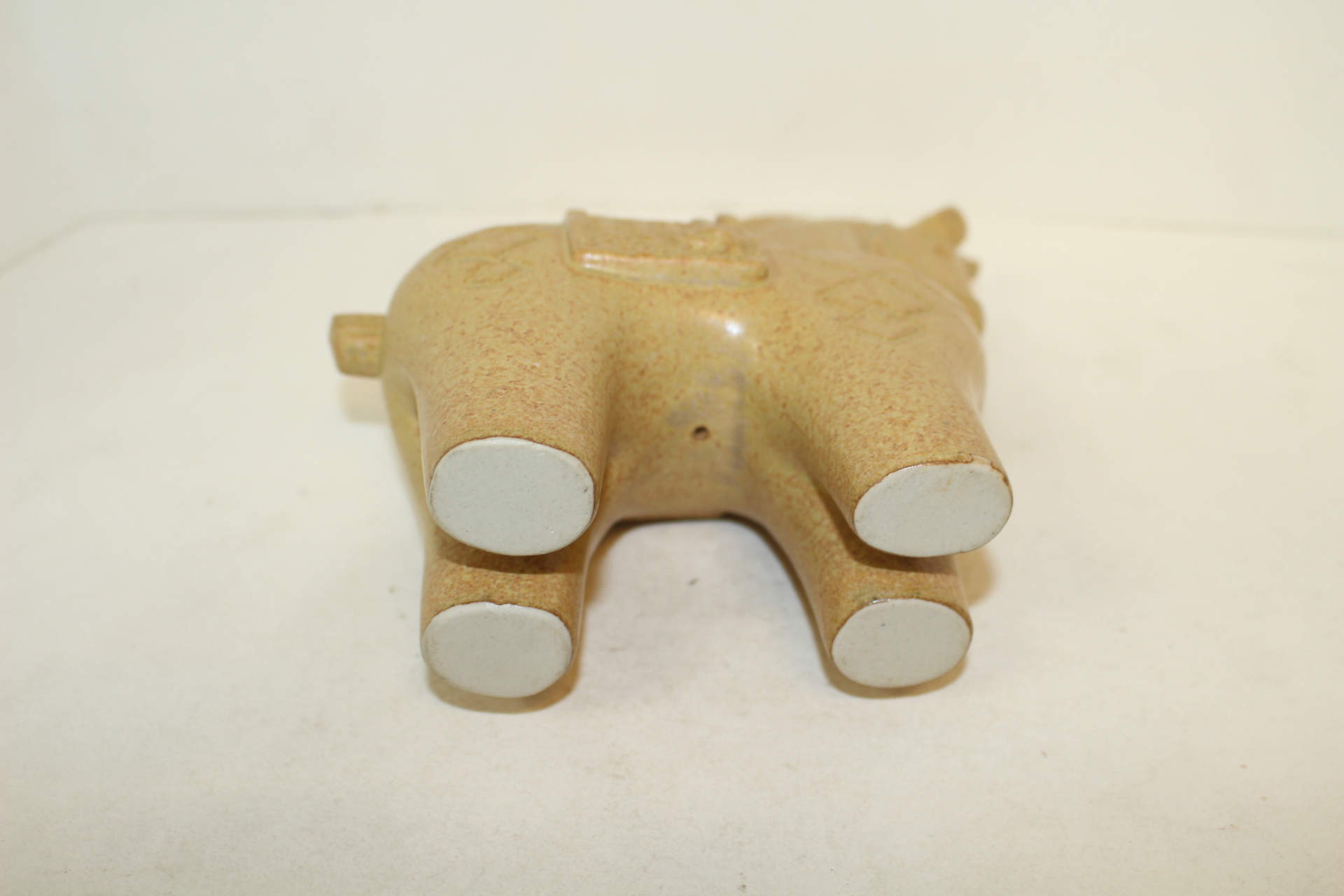 청자도자기 말 조각상