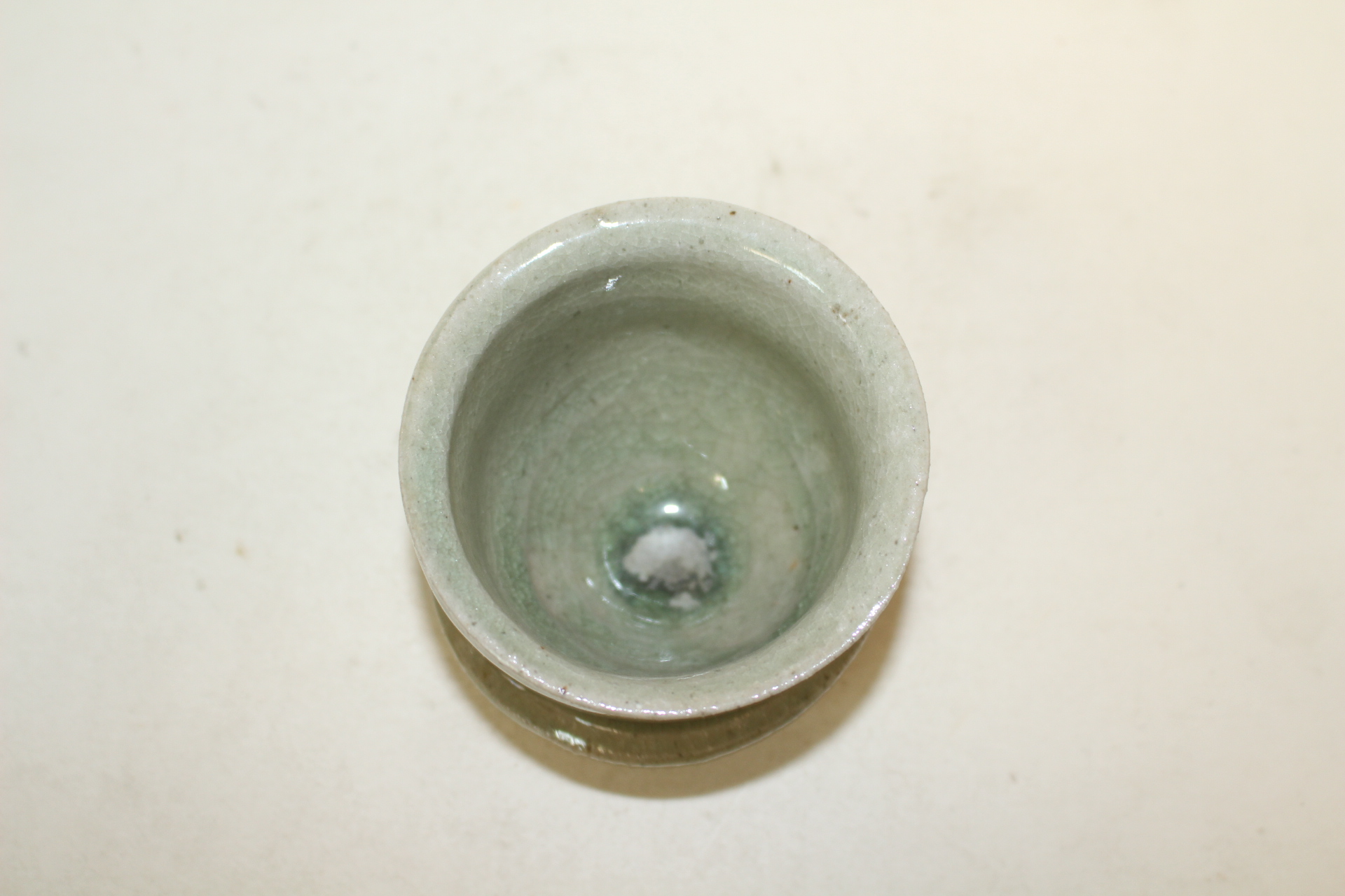 청자 꽈베기형 잔