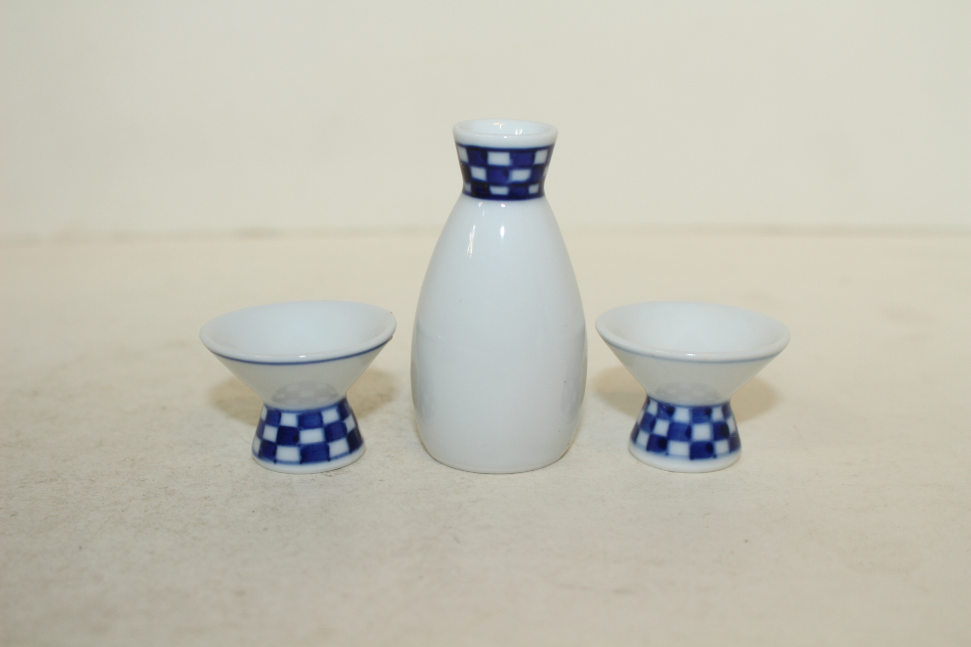 초소형크기의청화백자 주병과 잔 2점셋트