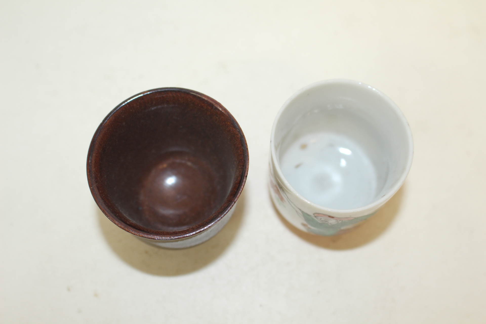 연대가좋은 진사백자화문잔 과 나무잔