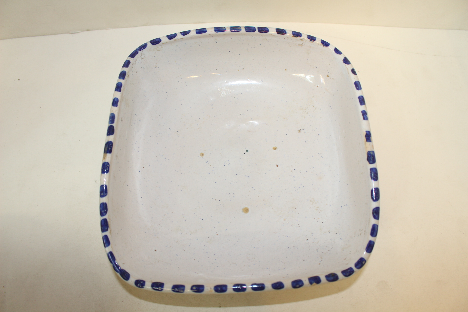 유럽산 분청자 청화화문 사각대완