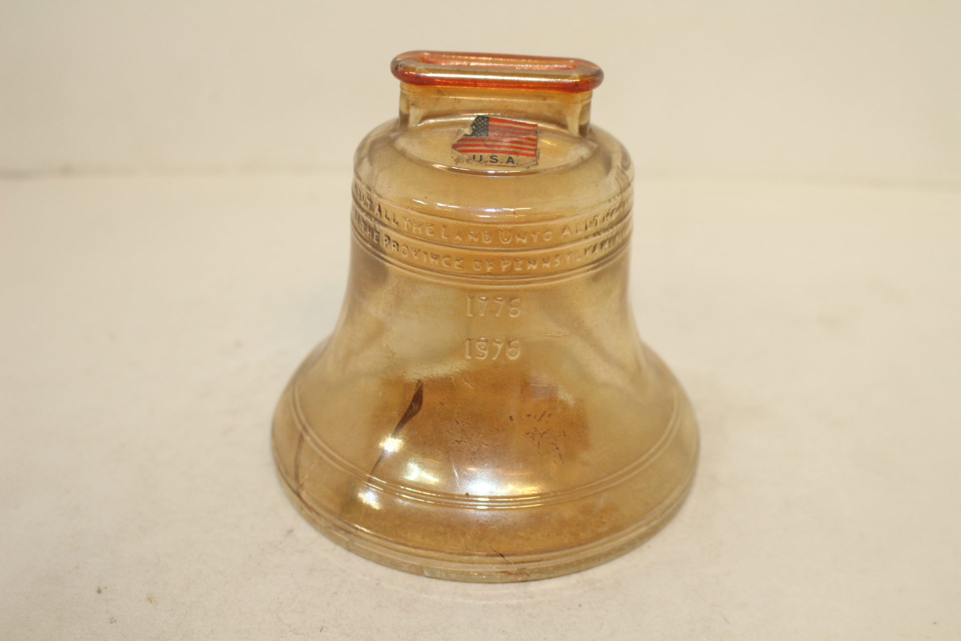 1976년 미국산 유리로된 종모양 저금통