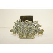 영국산 청동으로된 화문이 조각된 받침