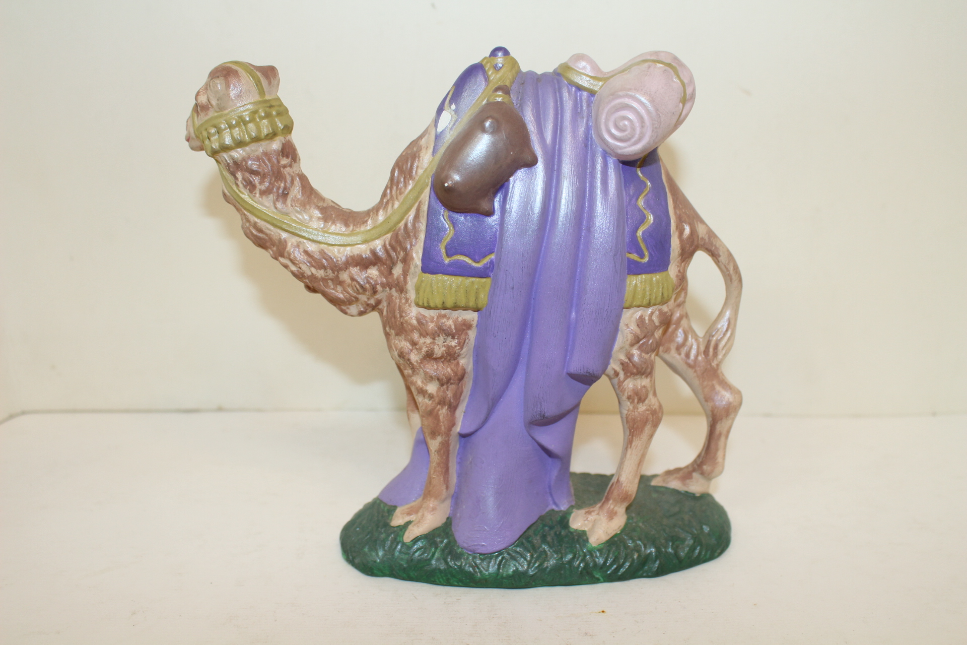 외국산 도자기 낙타 조각상