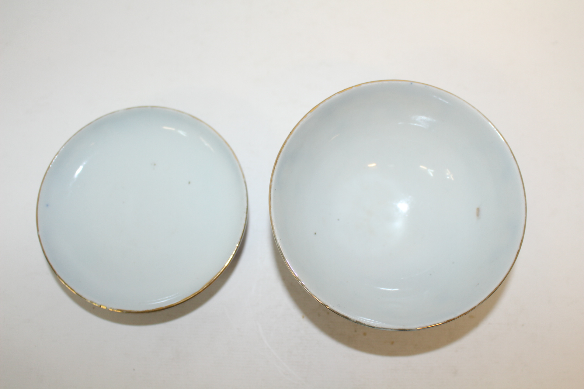 연대가좋은 이마리 청화백자금채화문 개완