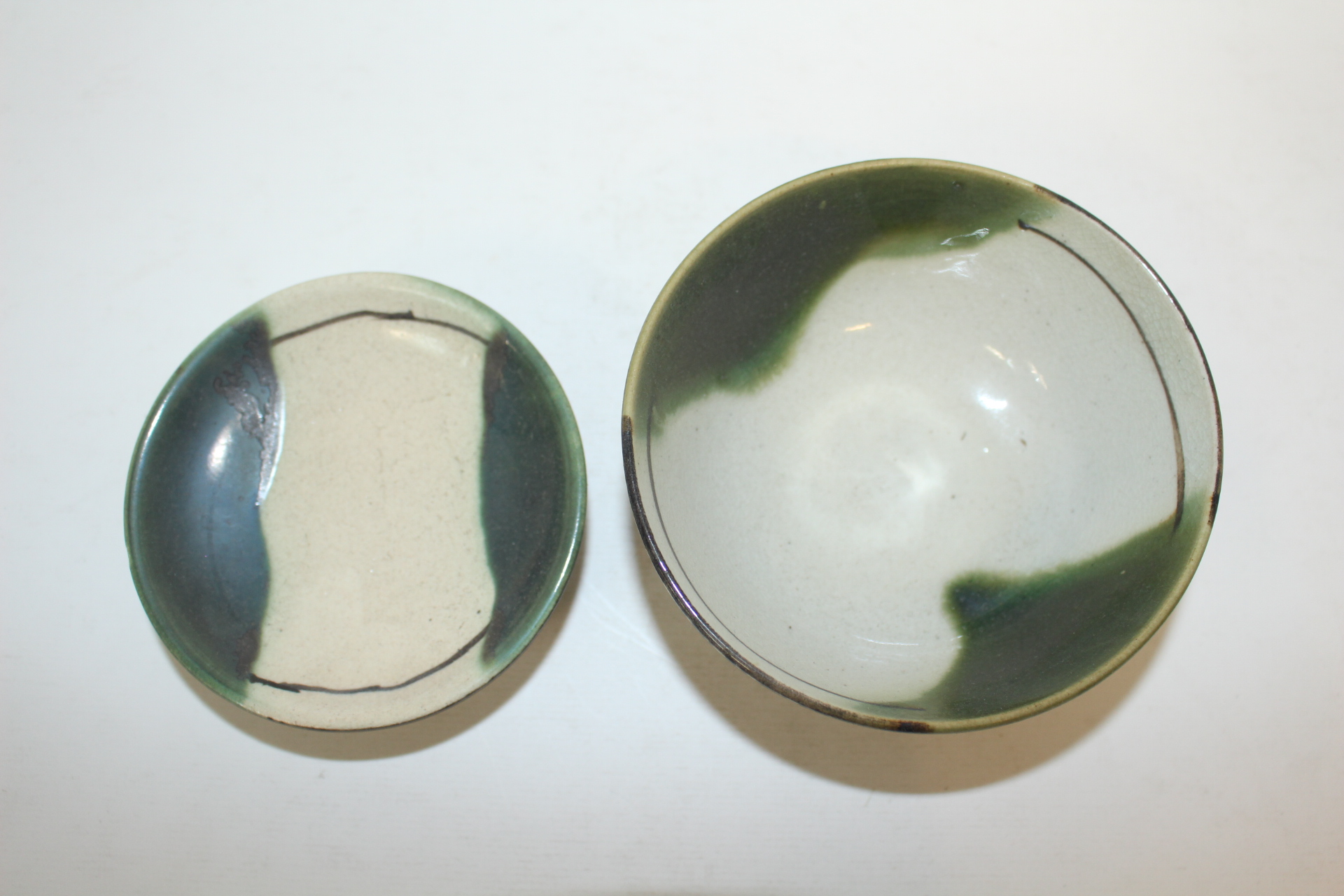 연대가좋은 오리배 철화청자추상문 개완