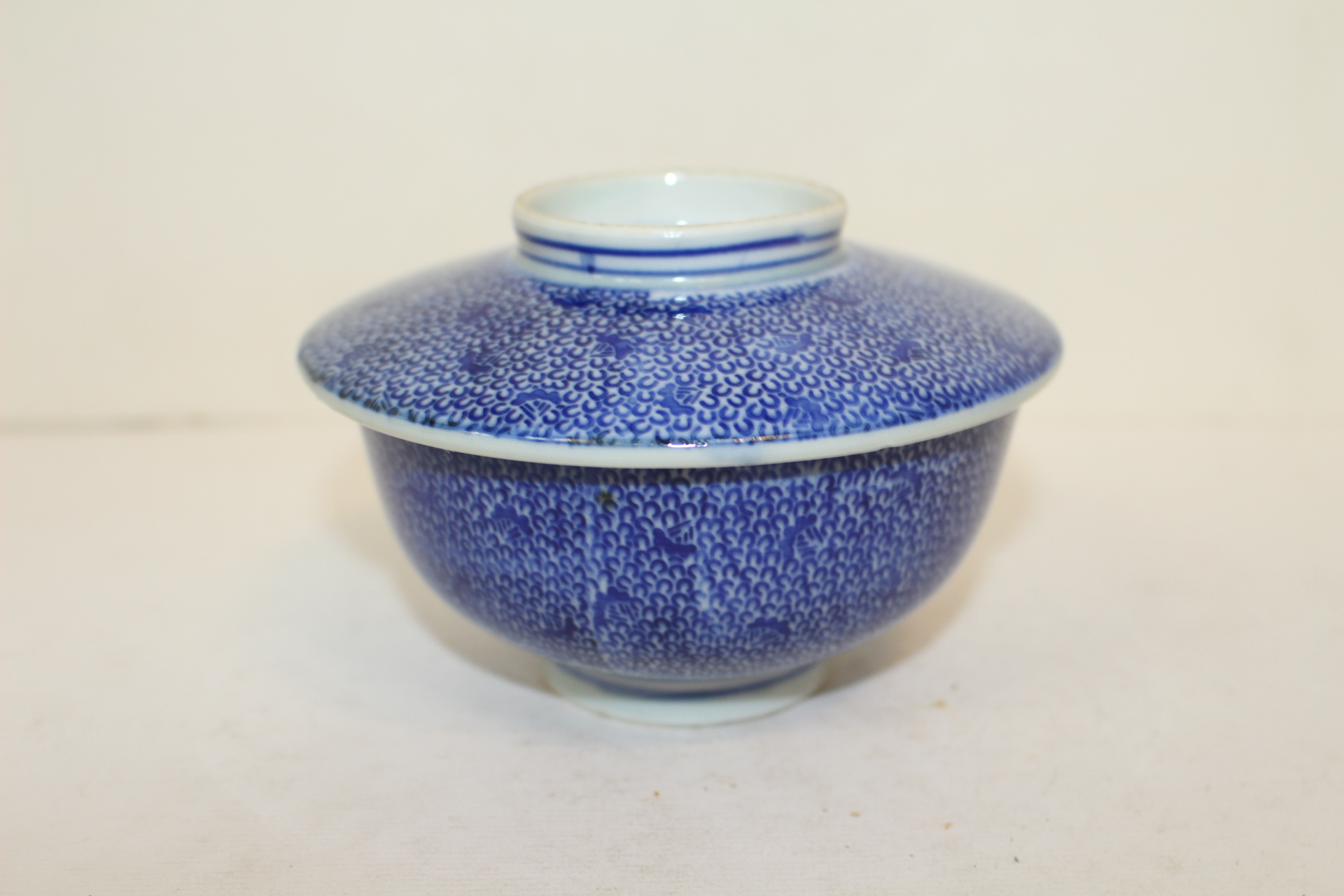 100년이상된 청화백자추상화문 개완