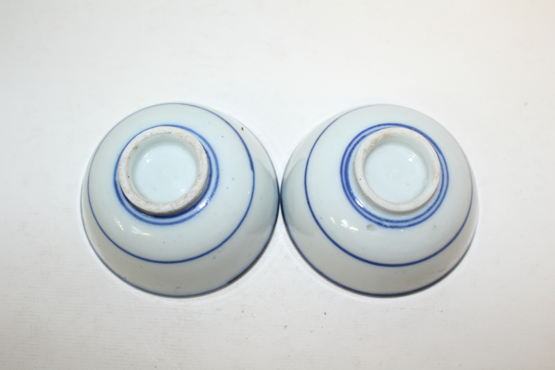 연대가좋은 청화백자줄문잔 2점