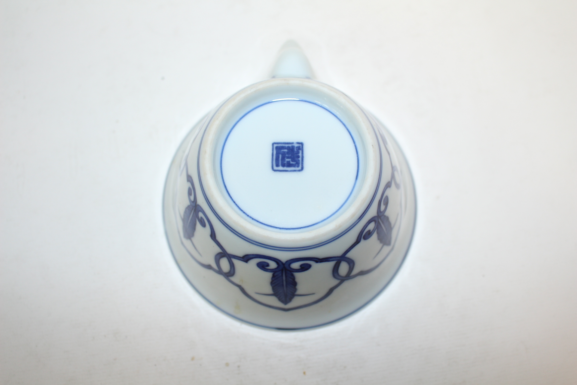 연대가좋은 고이마리 청화백자 추상화문 다관