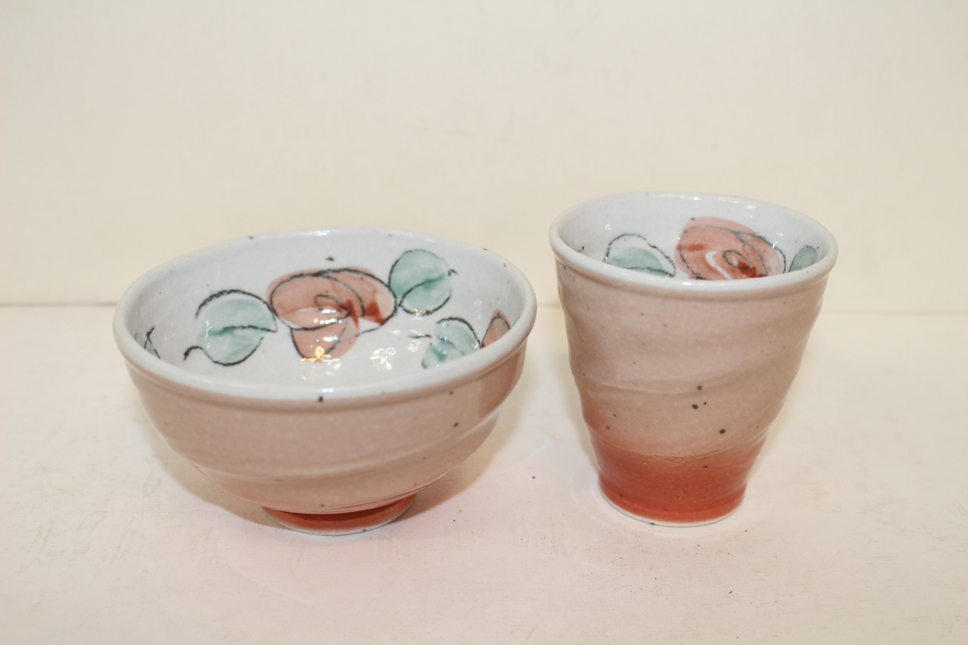 청자 진사화문 잔과 완