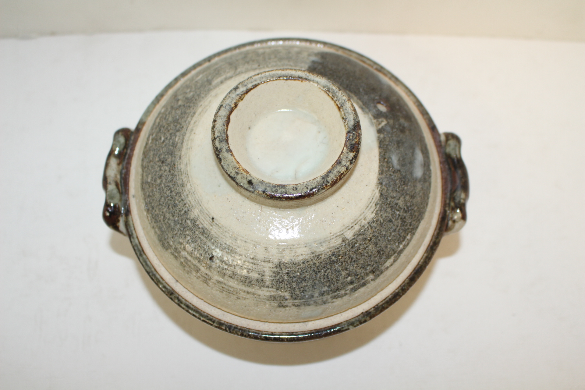 철화청자 초화문 솥