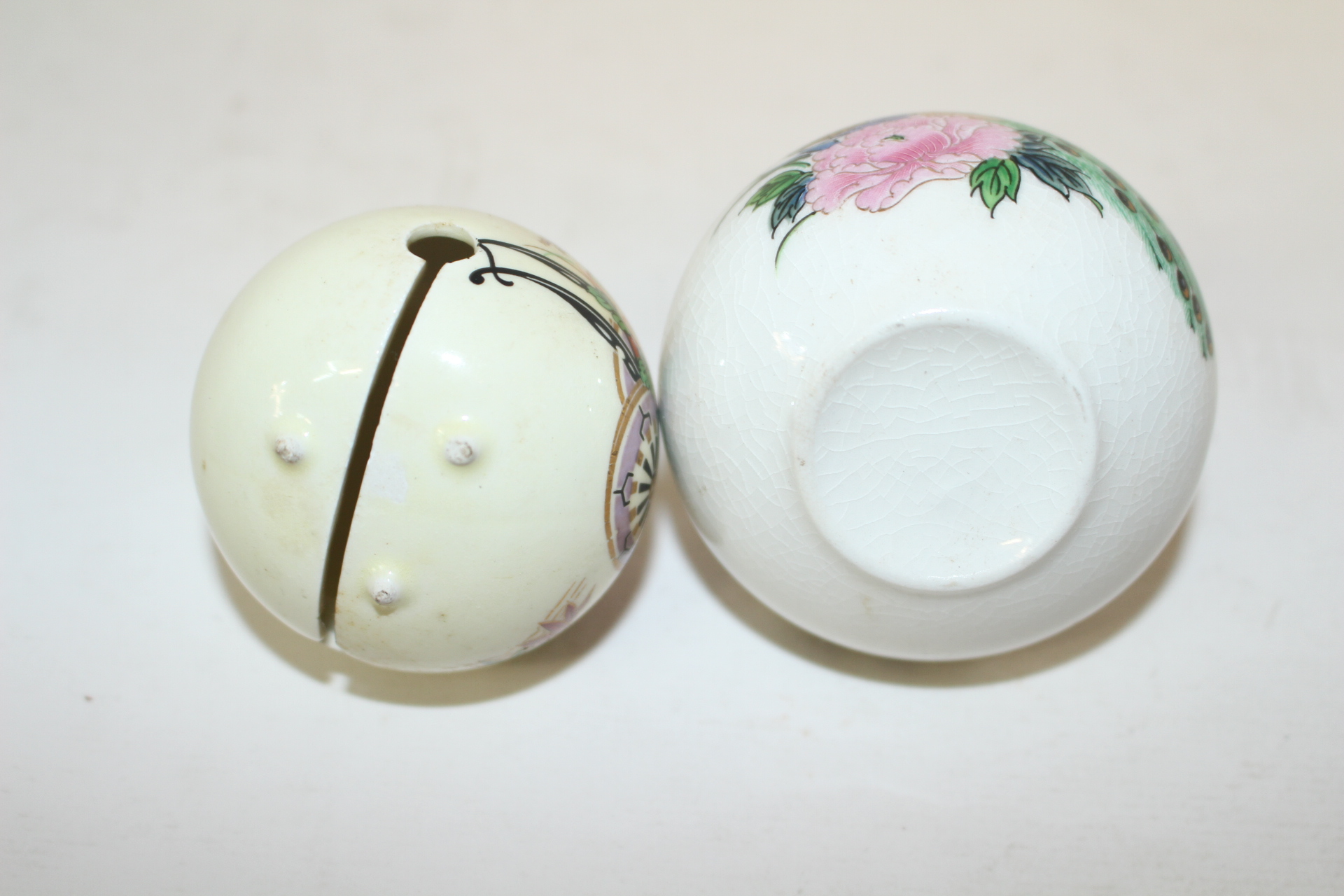 소형크기의 분청자진사화문 종과 호