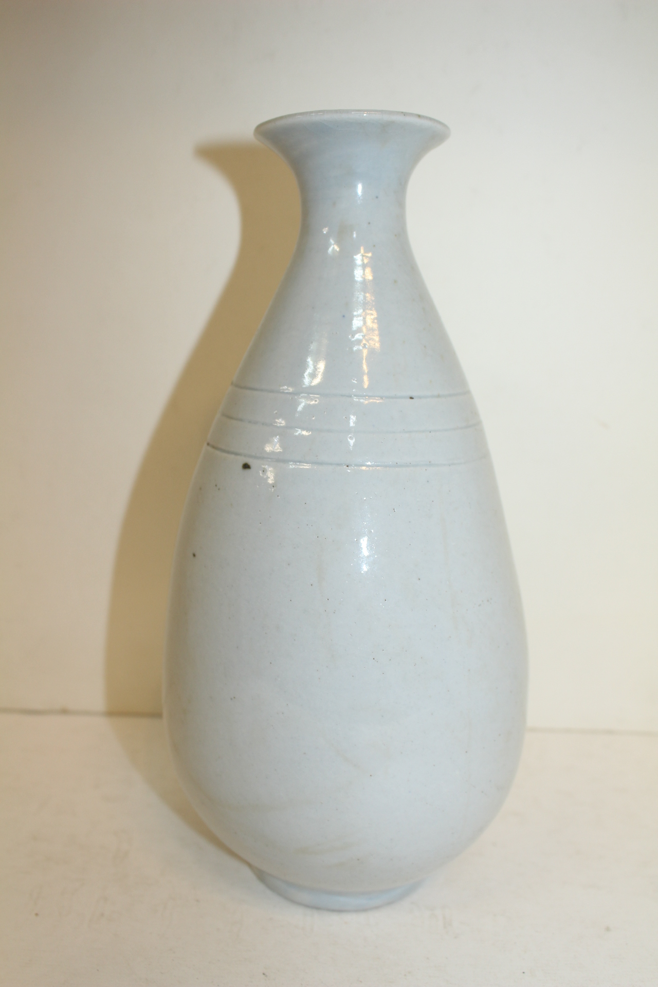 순백자 음각원문 대주병