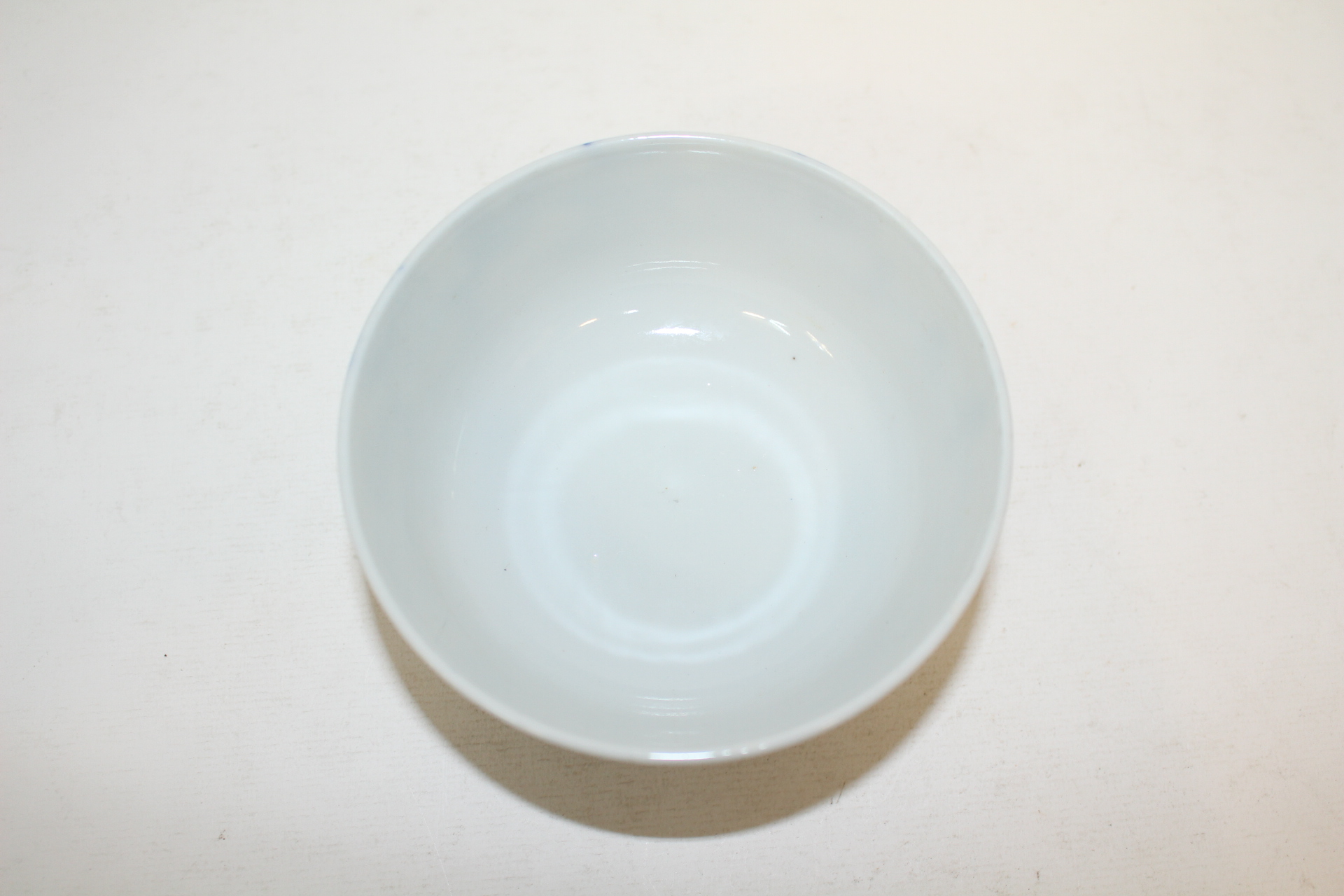 연대가좋은 청화백자산수문 자완