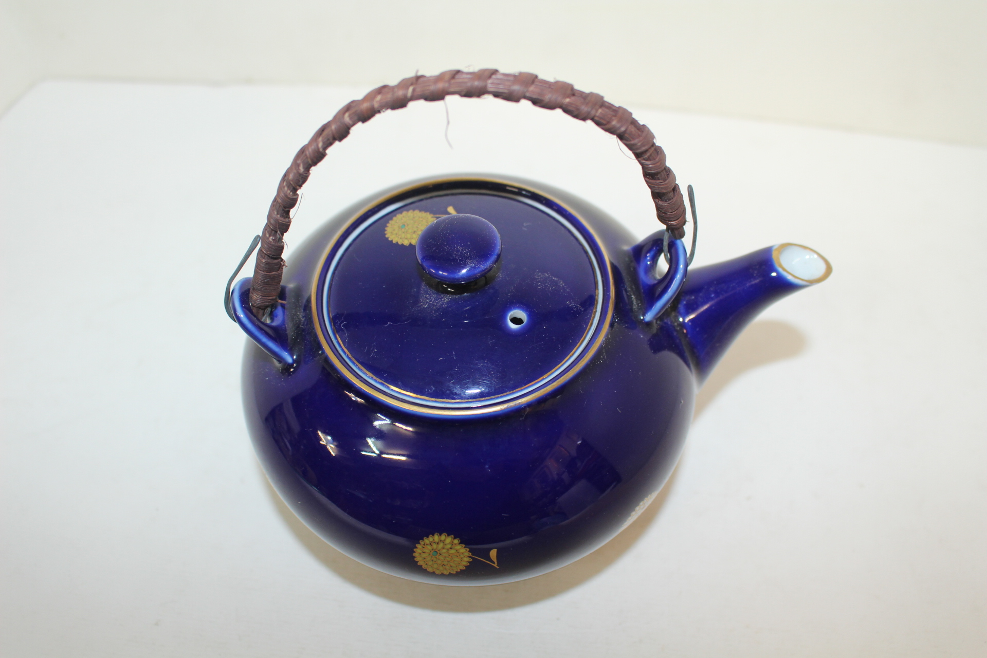 청자 금채화문 주자