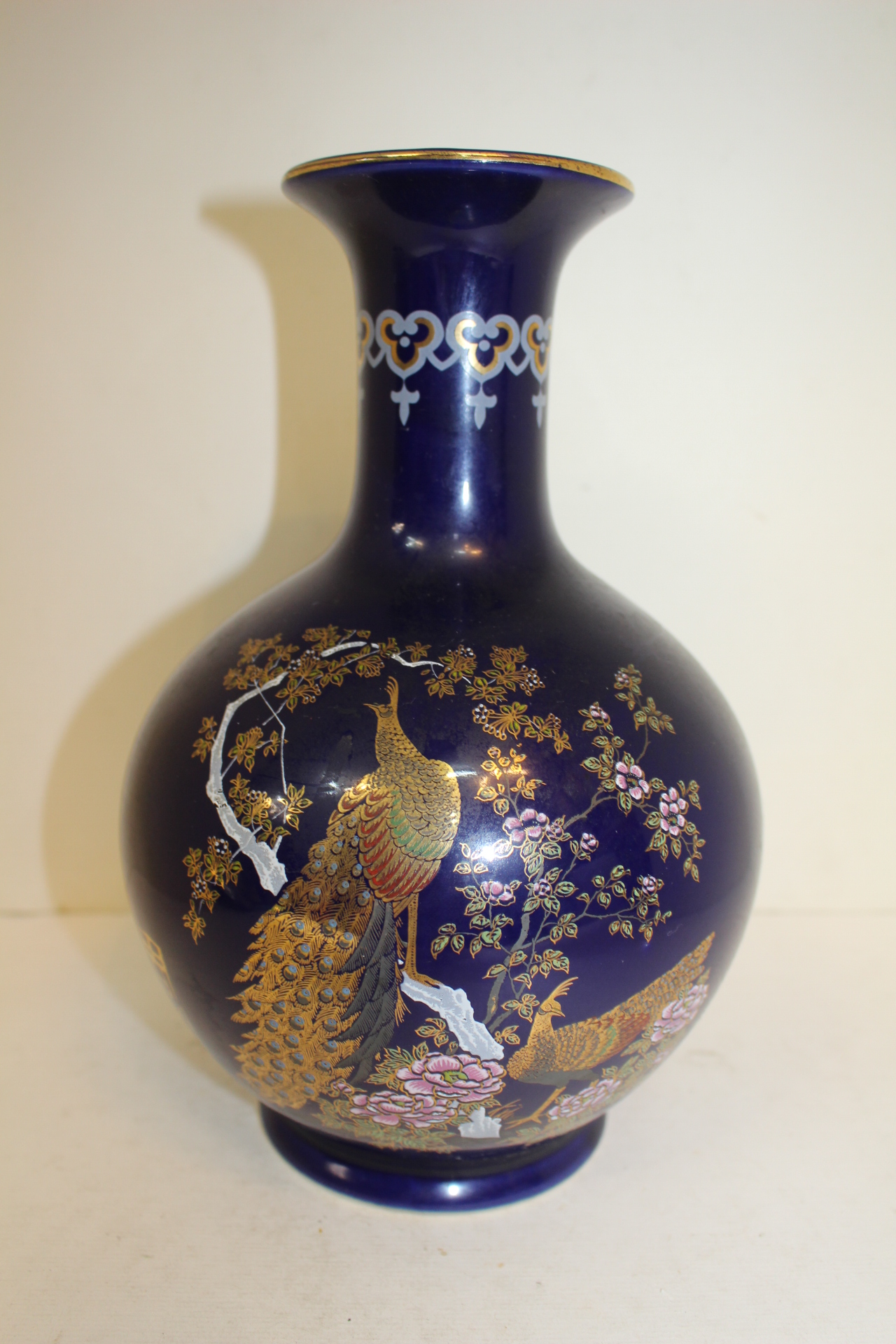 구다니 청자금채조화문 대호