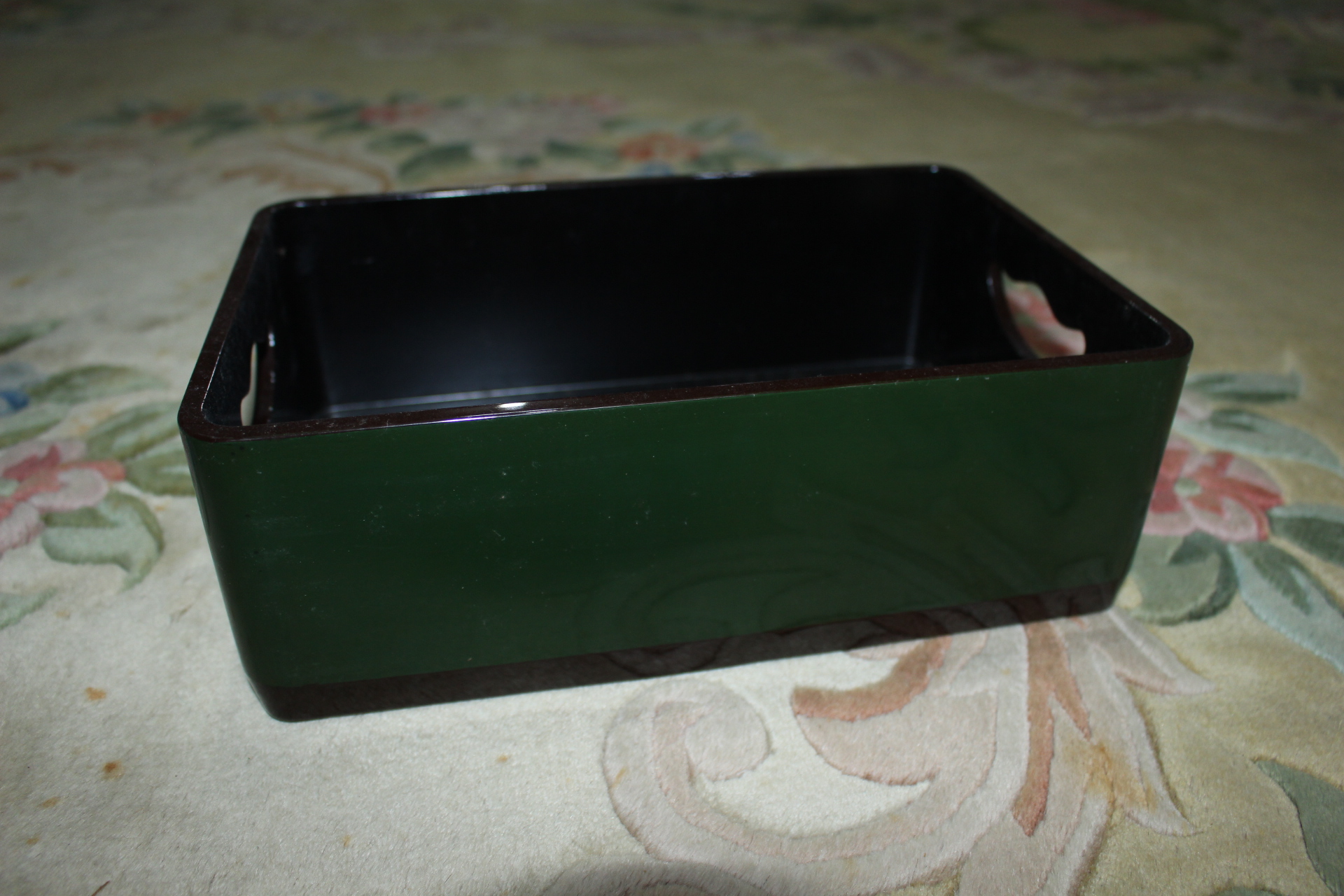 상태아주좋은 나무에 칠이된 사각함