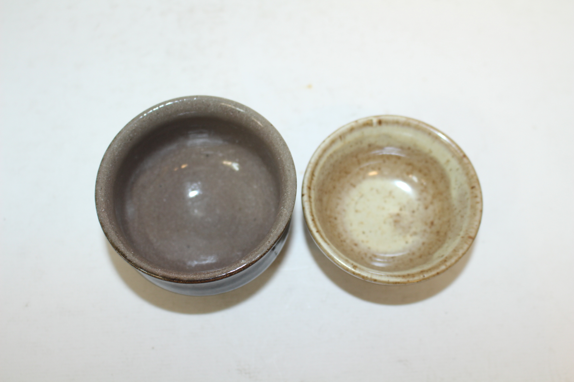 흑유청자 잔 2점