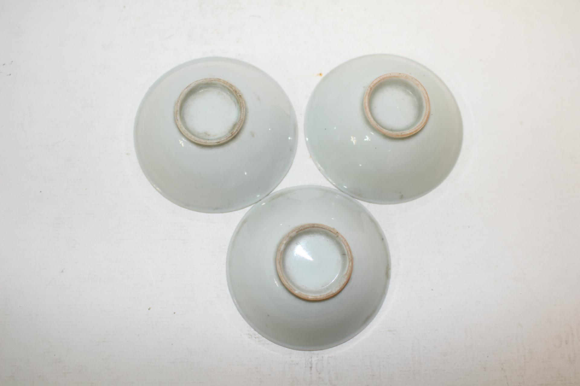 연대가좋은 철화백자진사화문 잔3점