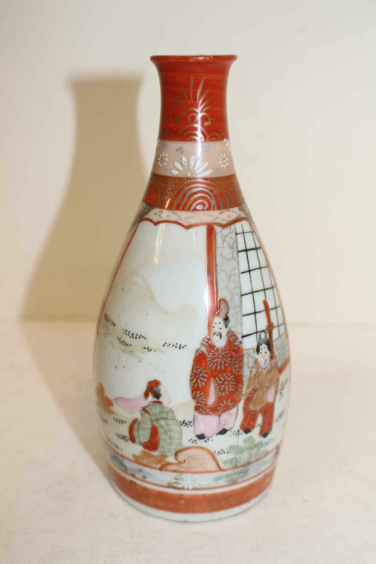 100년이상된 고구다니 진사금채산수화문 주병