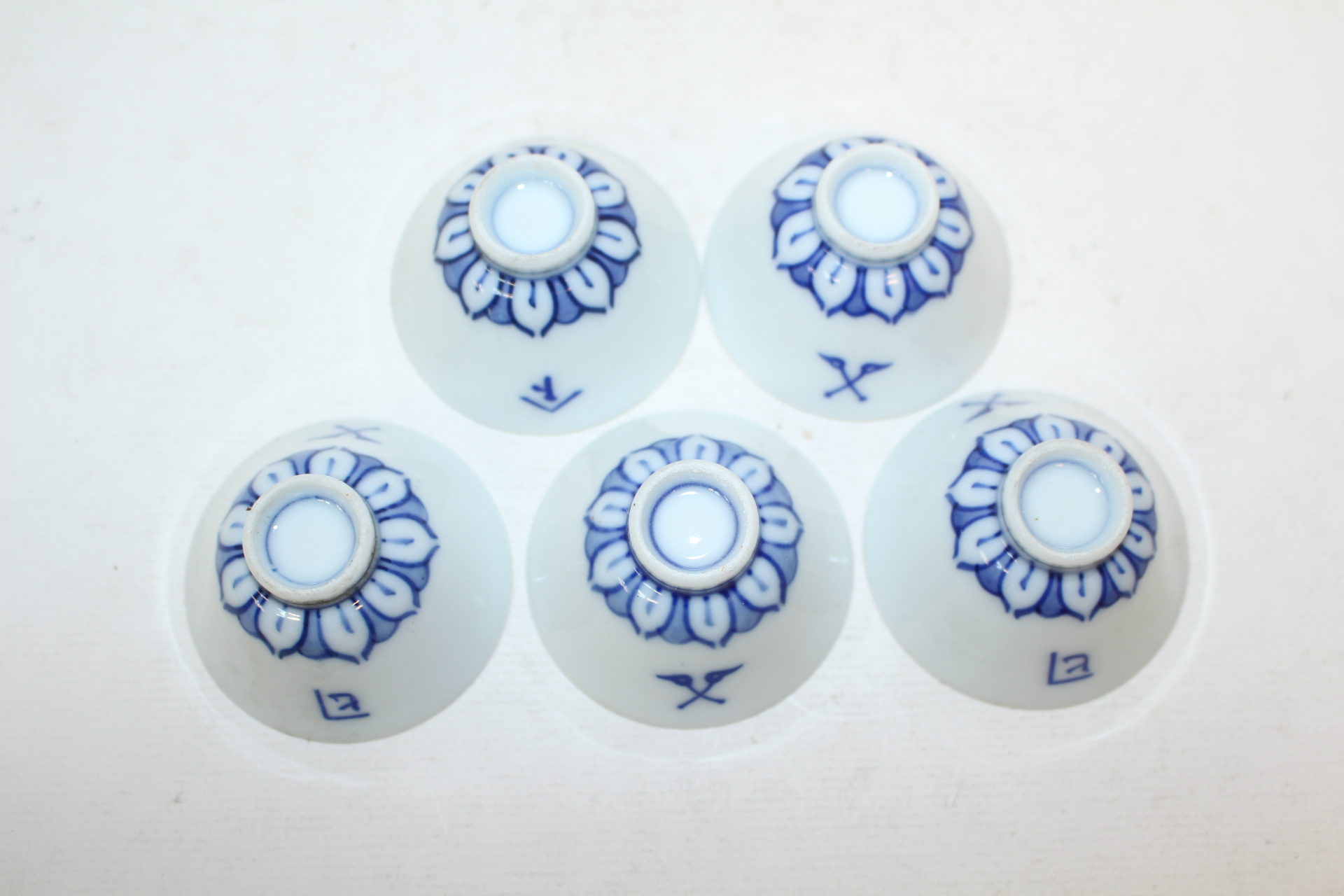 연대가좋은 청화백자화문 잔5점