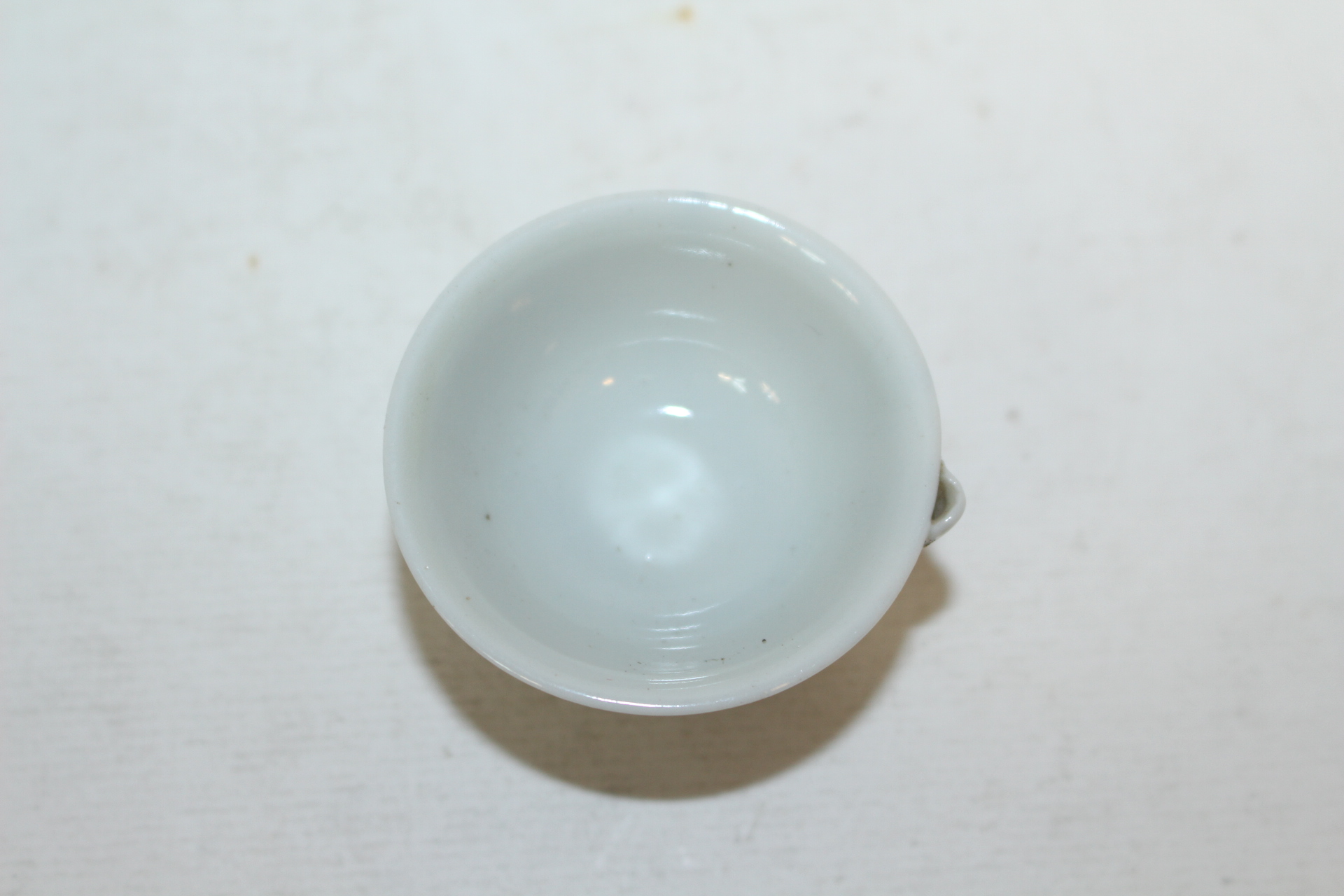 연대가좋은 청화백자진사화문 피리잔