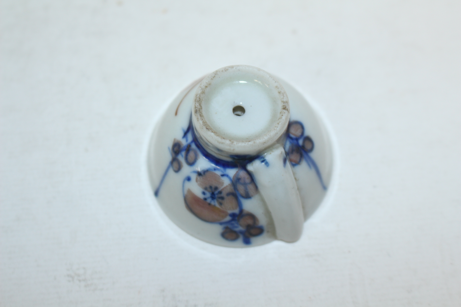 연대가좋은 청화백자진사화문 피리잔