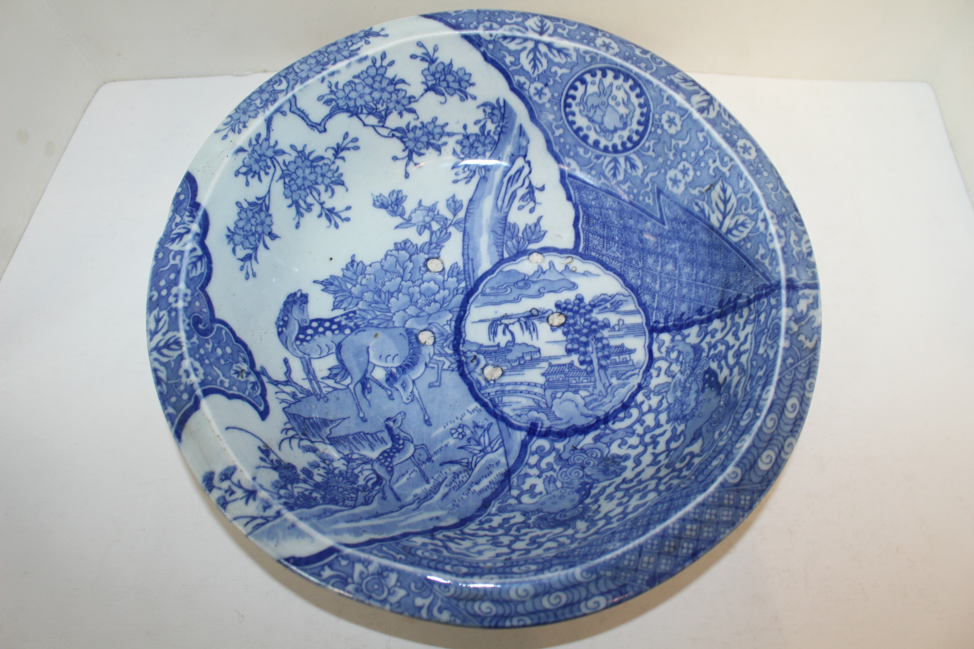 4-연대가좋은 청화백자마문 대완