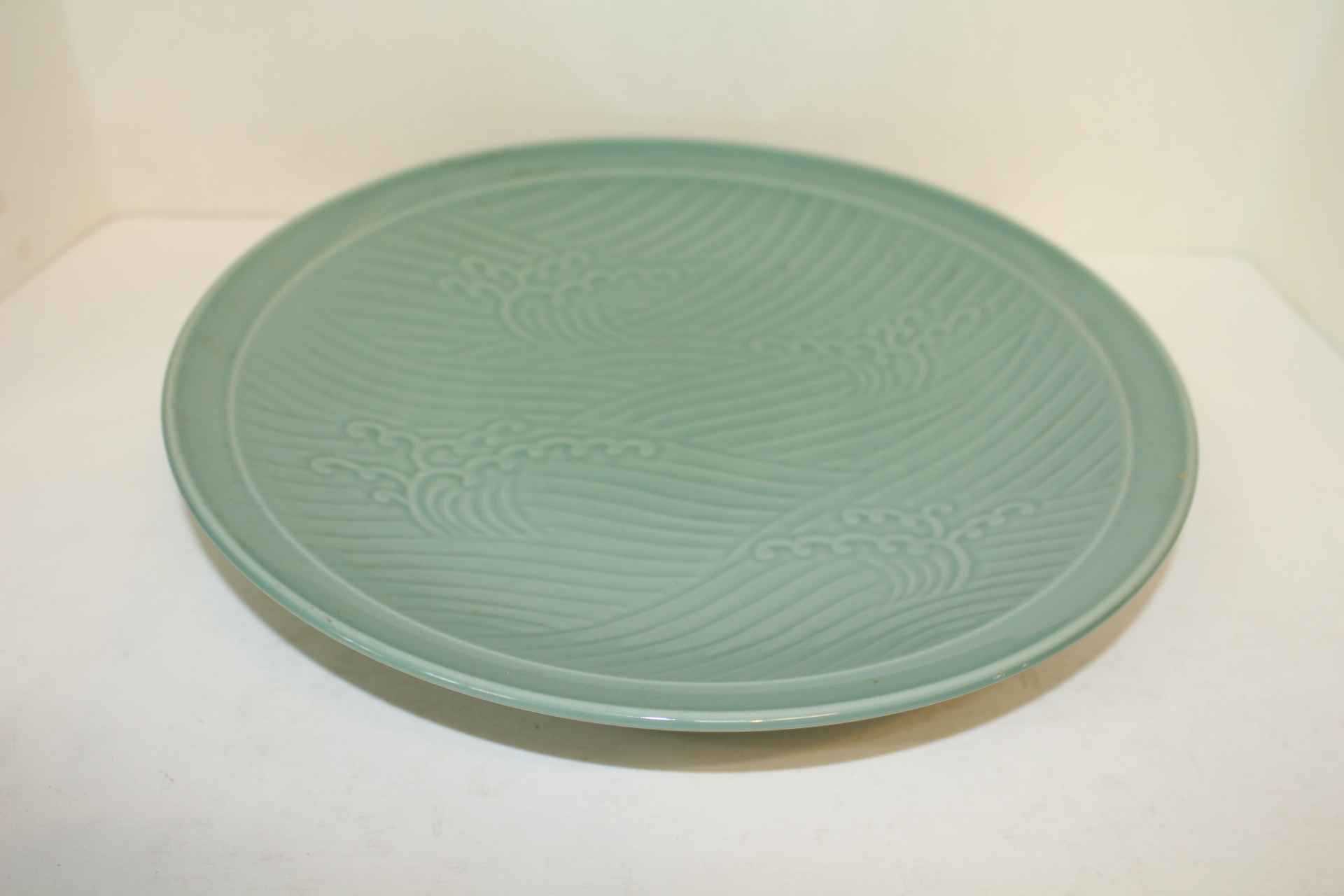 20-연대가좋은 청자양각물결문 대완