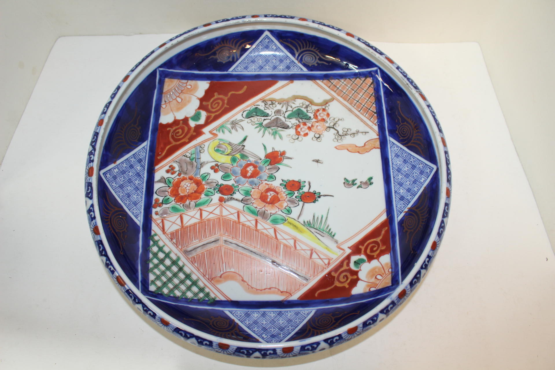 65-100년이상된 고이마리 청화백자진사화문 오목대완