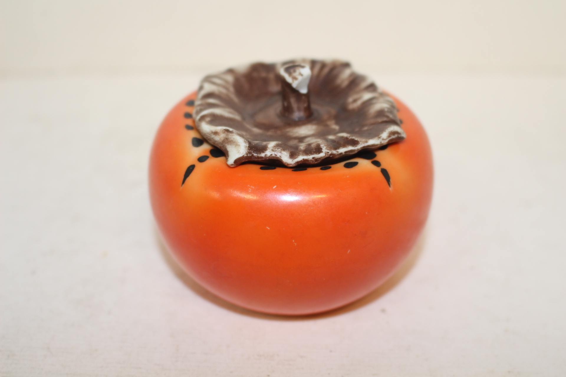 연대가좋은 청자 감 향합