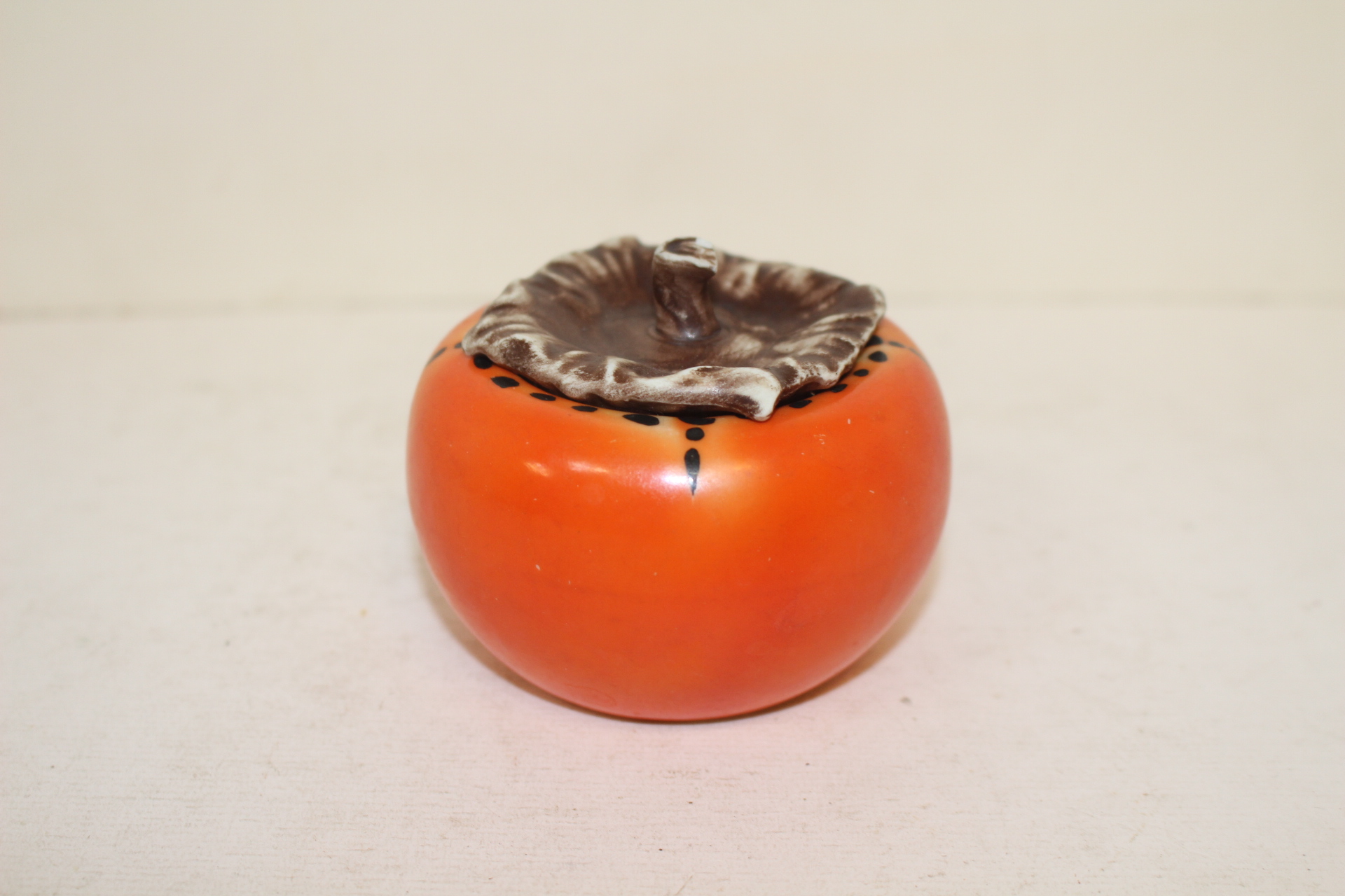 연대가좋은 청자 감 향합