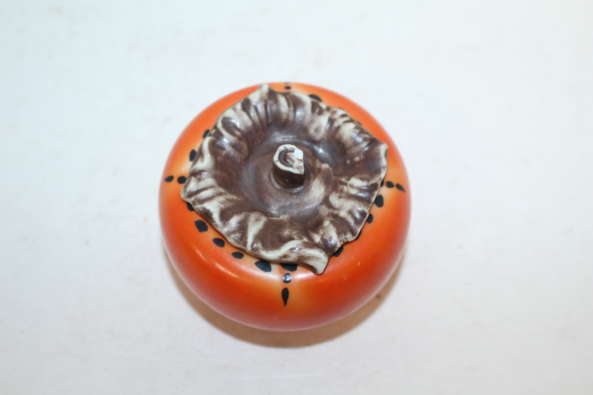 연대가좋은 청자 감 향합