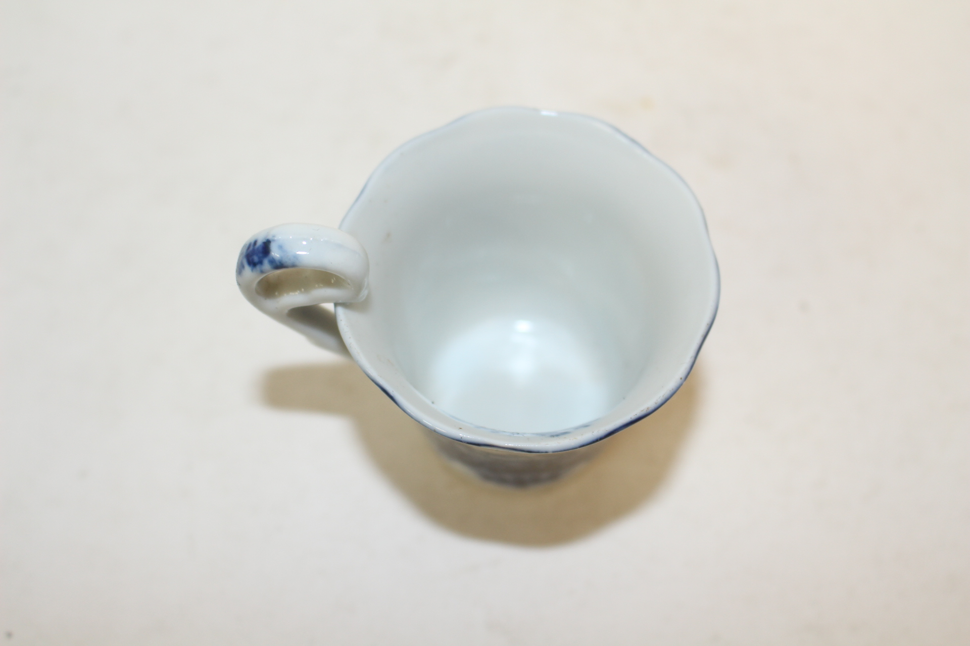 연대가좋은 청화백자화문 잔