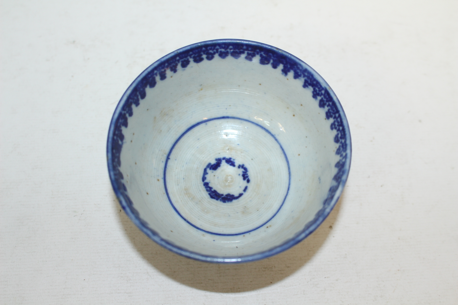 연대가좋은 청화백자화문 자완