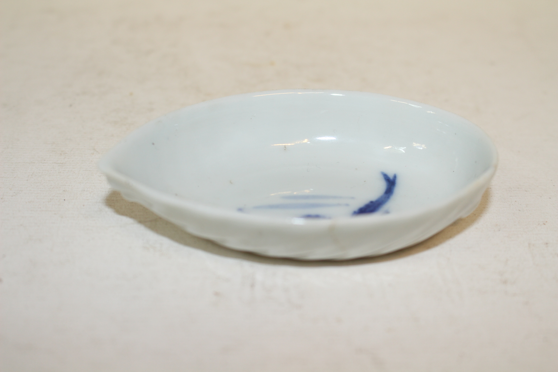 연대가좋은 청화백자 쌍어문 완