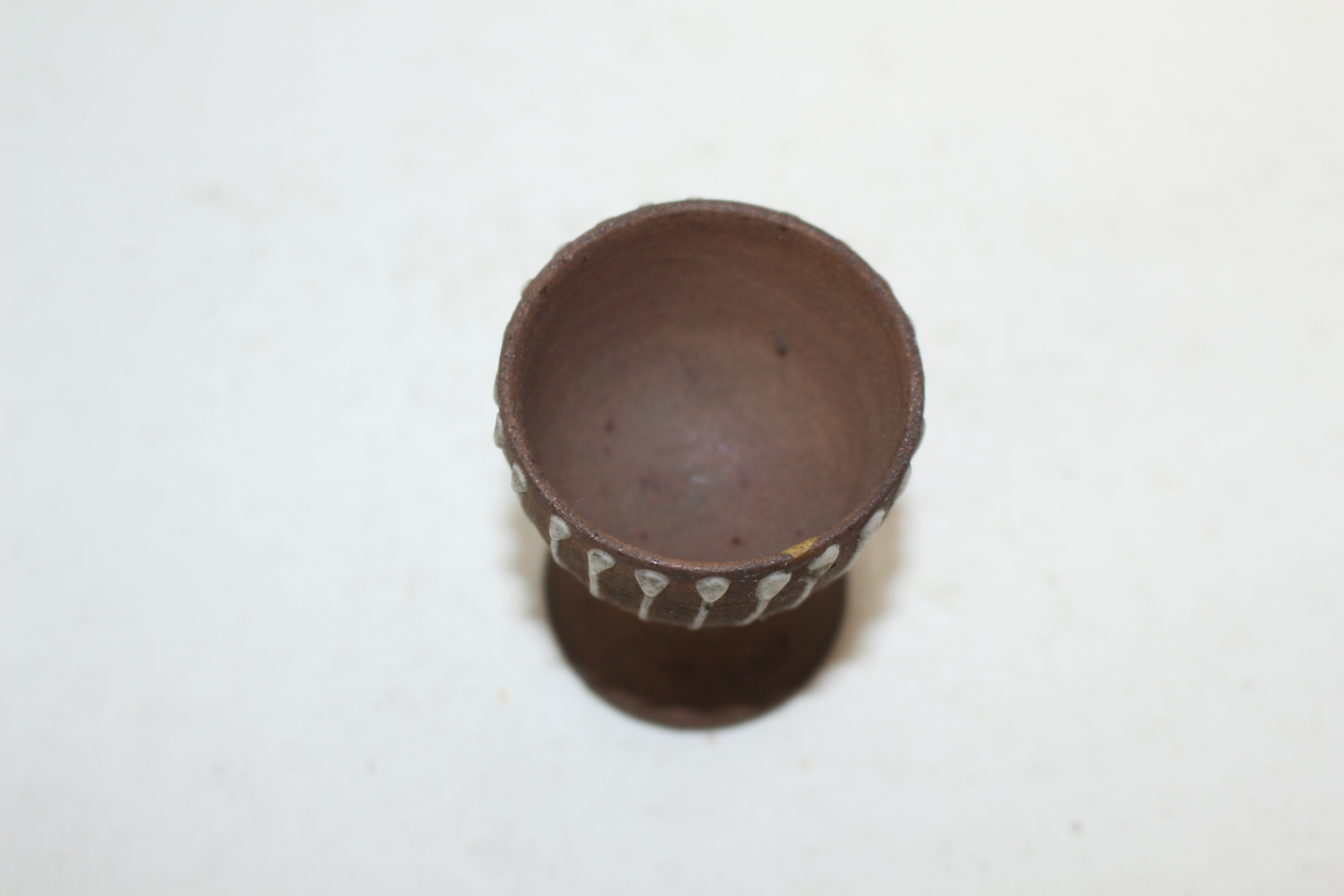 청자 줄문 굽달린 잔