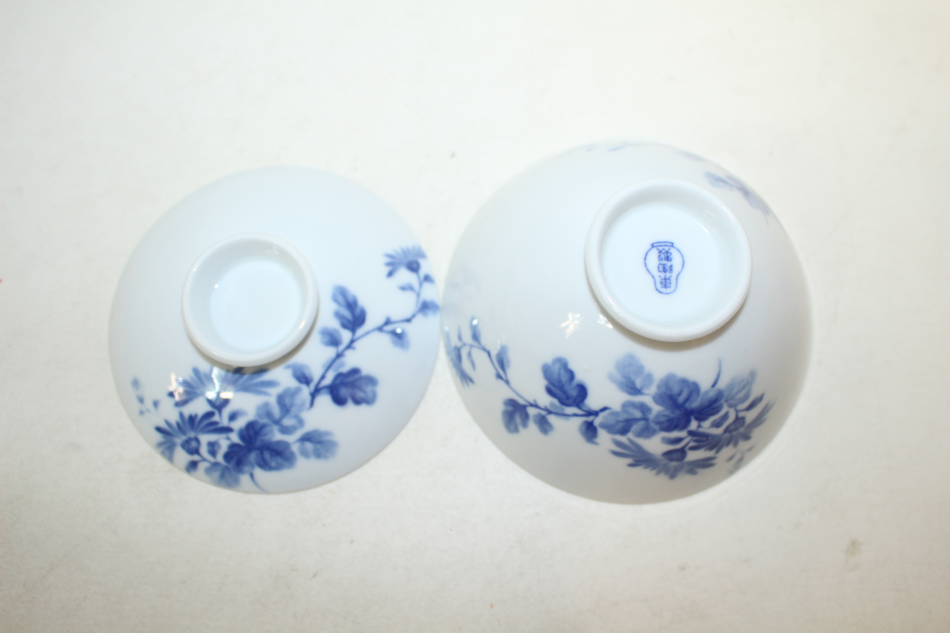 이마리 청화백자화문 개완