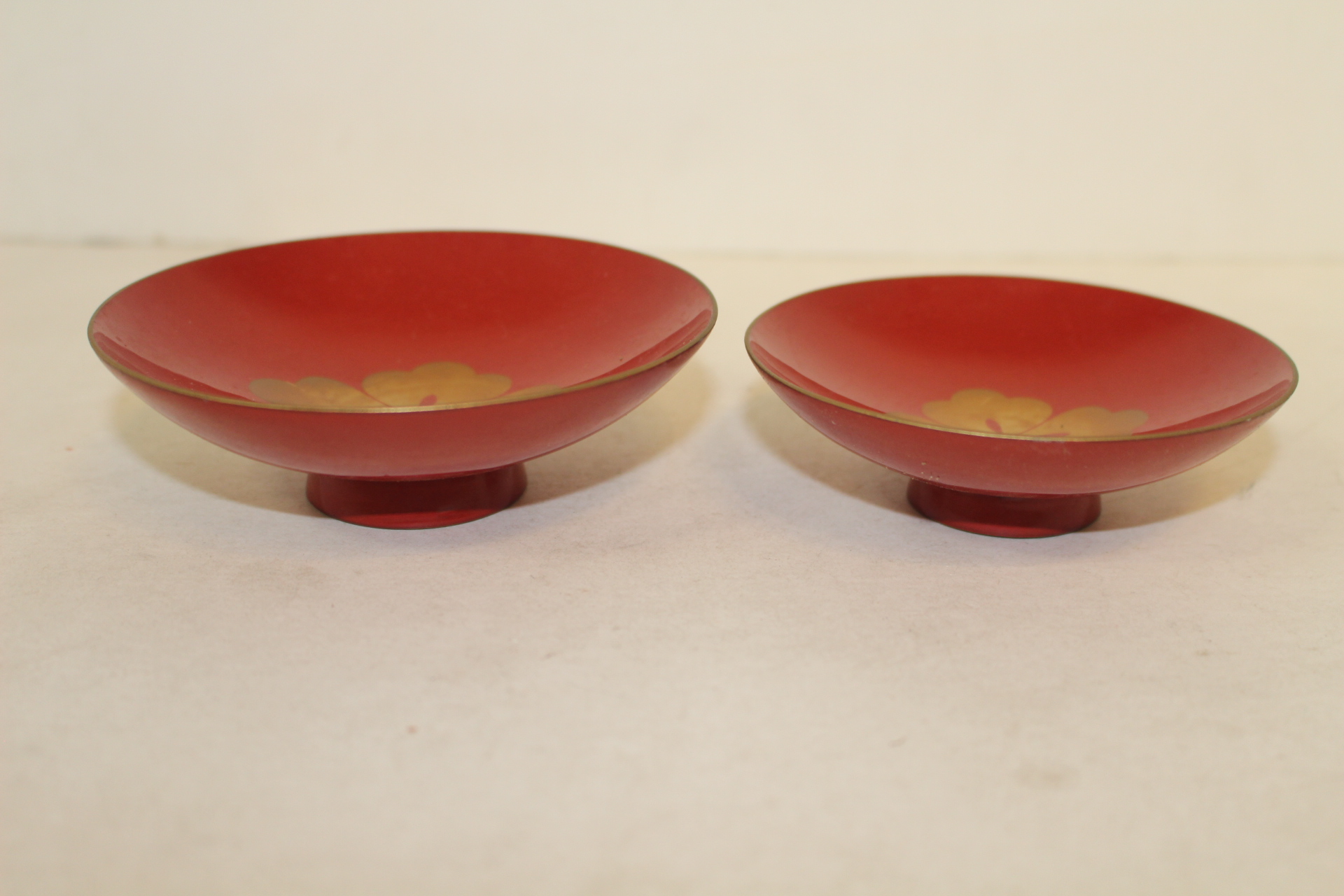 연대가좋은나무에 금채화문된 잔 2점