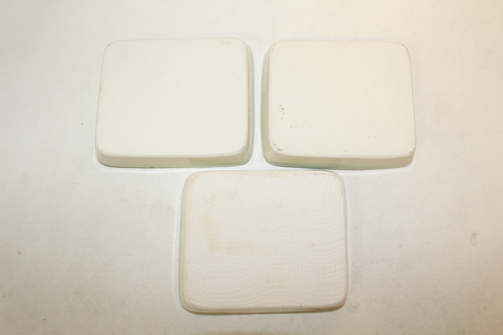 연대가좋은 청화백자어문완 3점