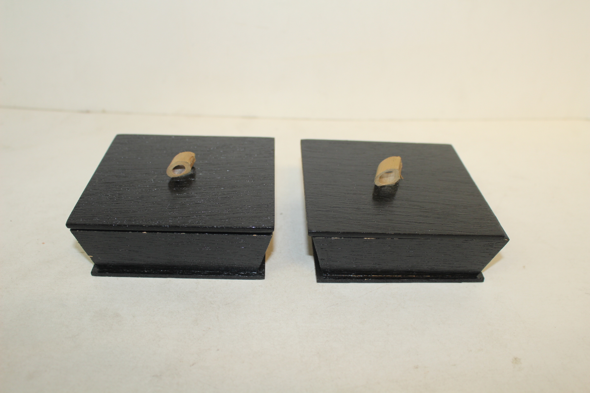 나무로된 사각함 2점