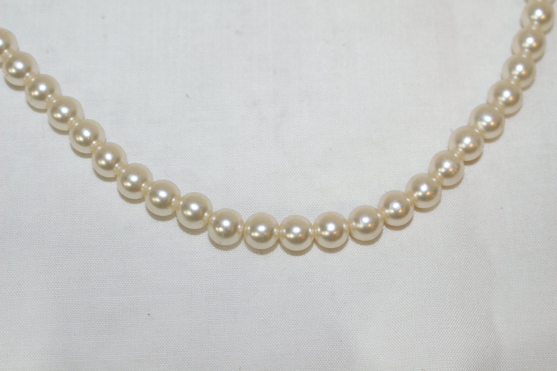 인조 진주목걸이