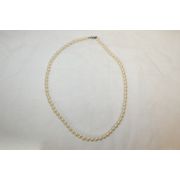 인조 진주목걸이