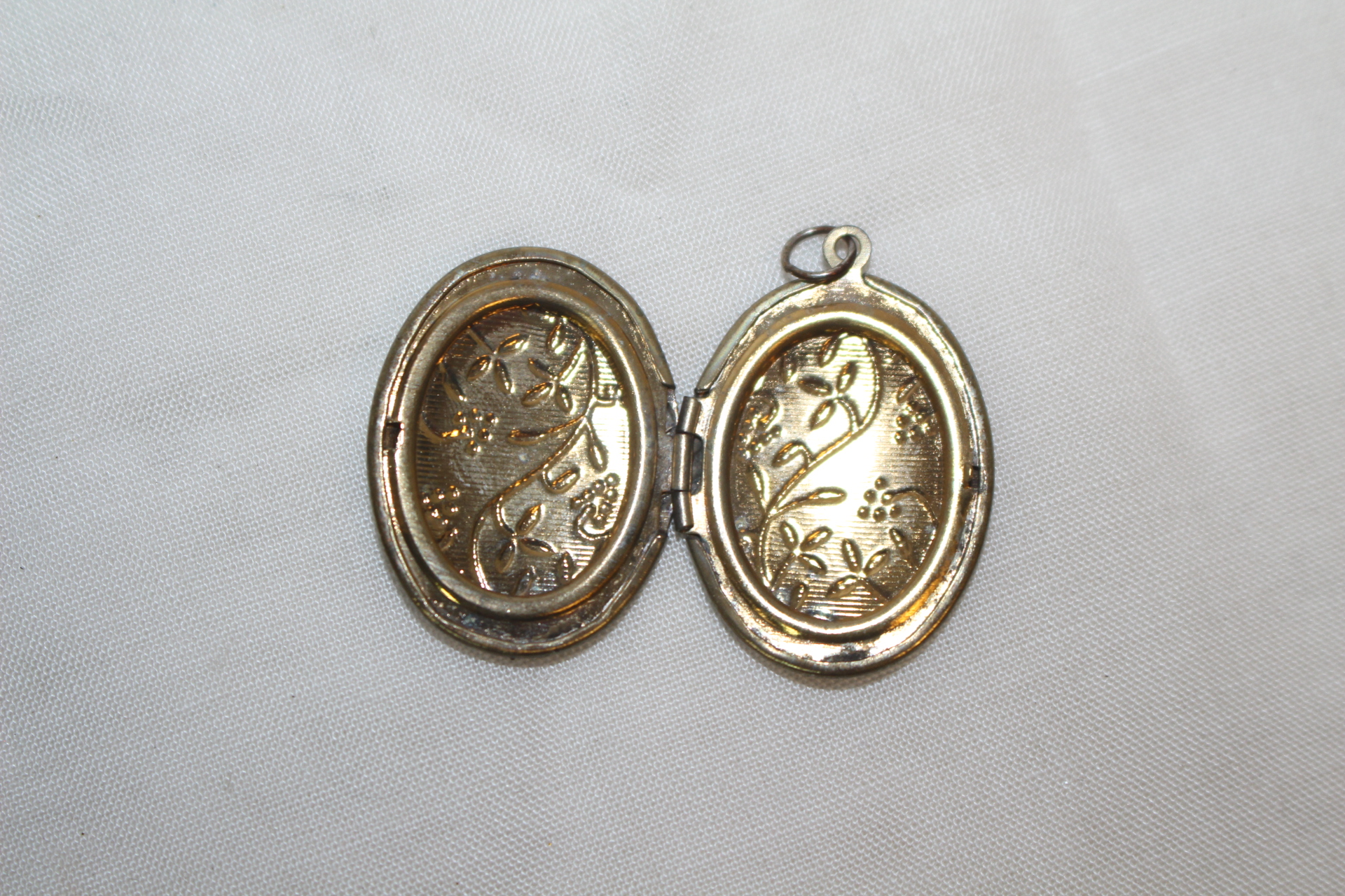 오래된 에펠탑외 목걸이 추 2점