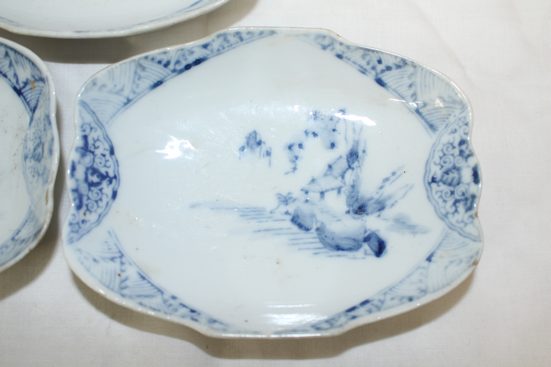 연대가좋은 청화백자 산수문 화형완 3점